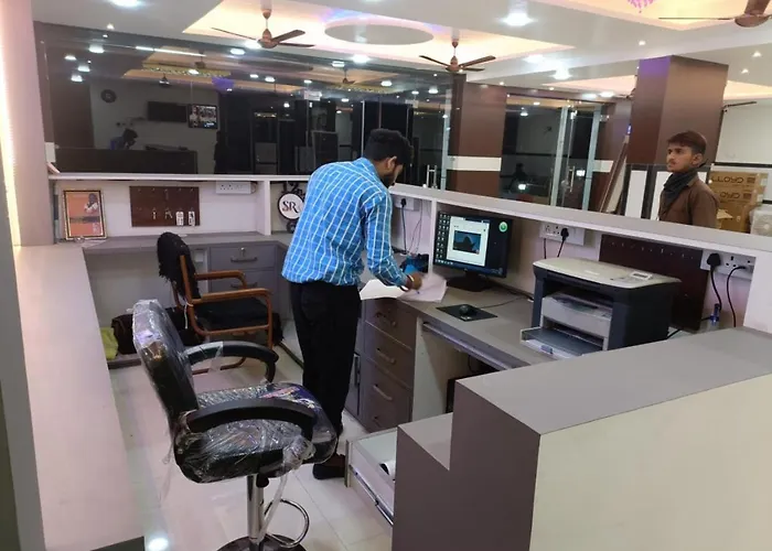 Hotel Shree Rajrajeshwar Palace, Maheshwar